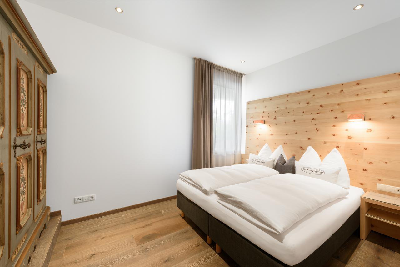 "Innsbruck Moments" Kasperhof Appartements ภายนอก รูปภาพ